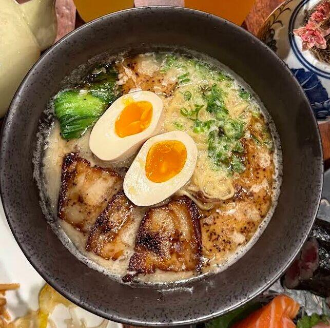 TONKOTSU (Pork broth) White